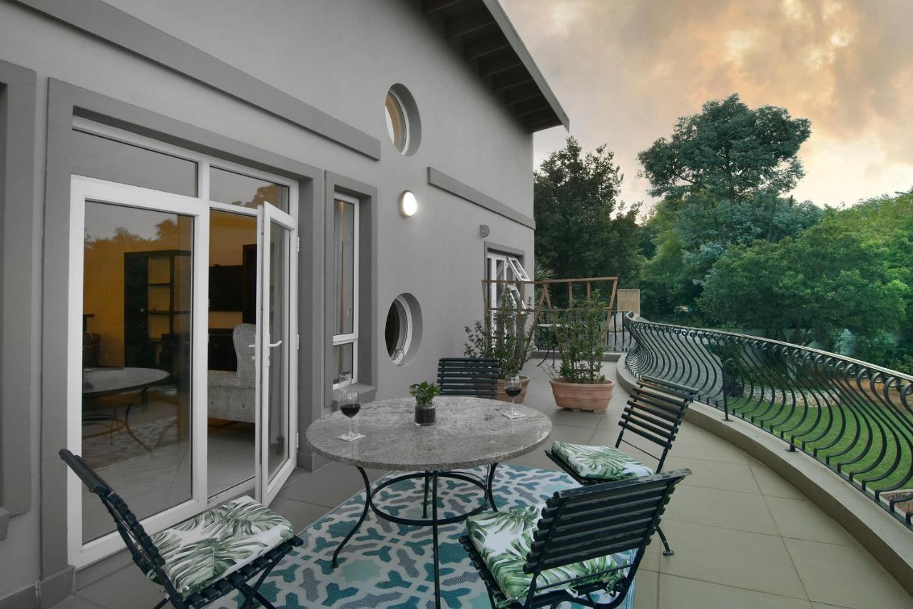 Sandown Guest House Joanesburgo Exterior foto
